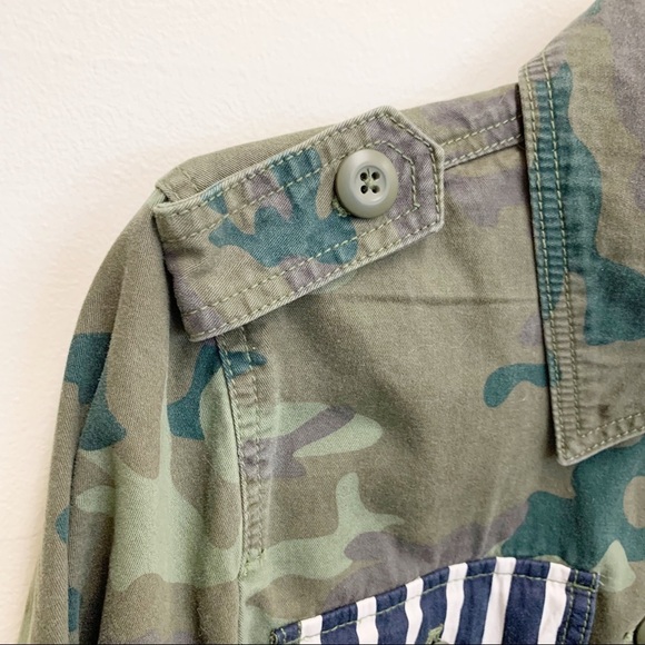 GAP Womens Green Camo Striped Military Style Shacket Jacket Pockets Button Front - Picture 8 of 13